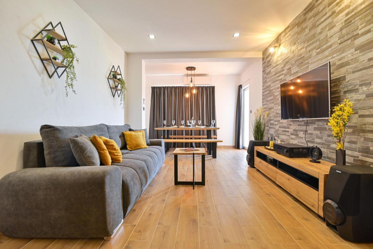 Apartment Sunset Трогир Екстериор снимка